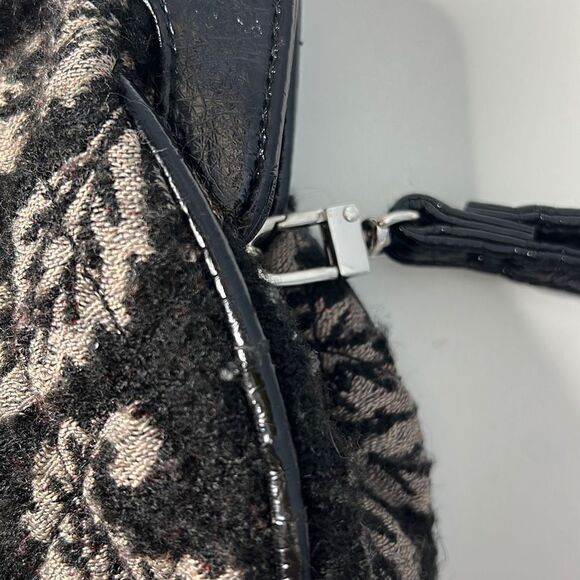 Vera Bradley Floral Quilted Clutch Wristlet Vintage - Picture 4 of 9